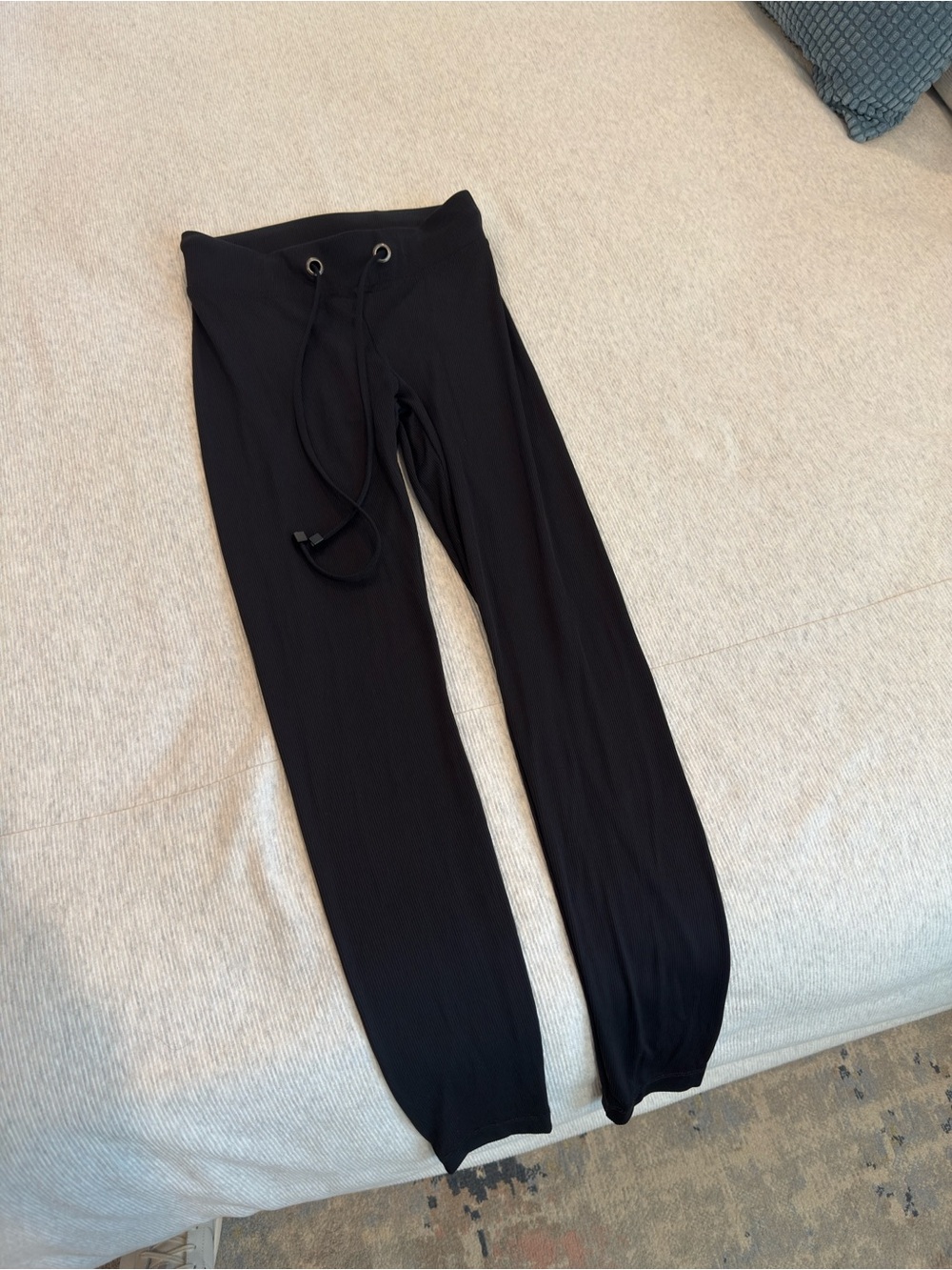 Koral Black Ribbed Drawstring Sweatpants